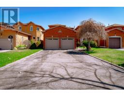 92 HARTRICK PLACE, Whitby, Ontario