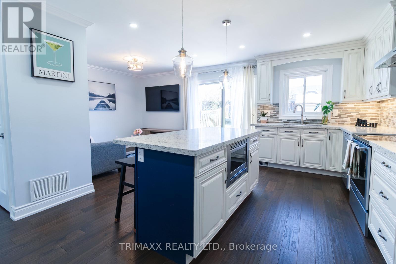 92 Hartrick Place, Whitby, Ontario  L1R 2C3 - Photo 29 - E13054688