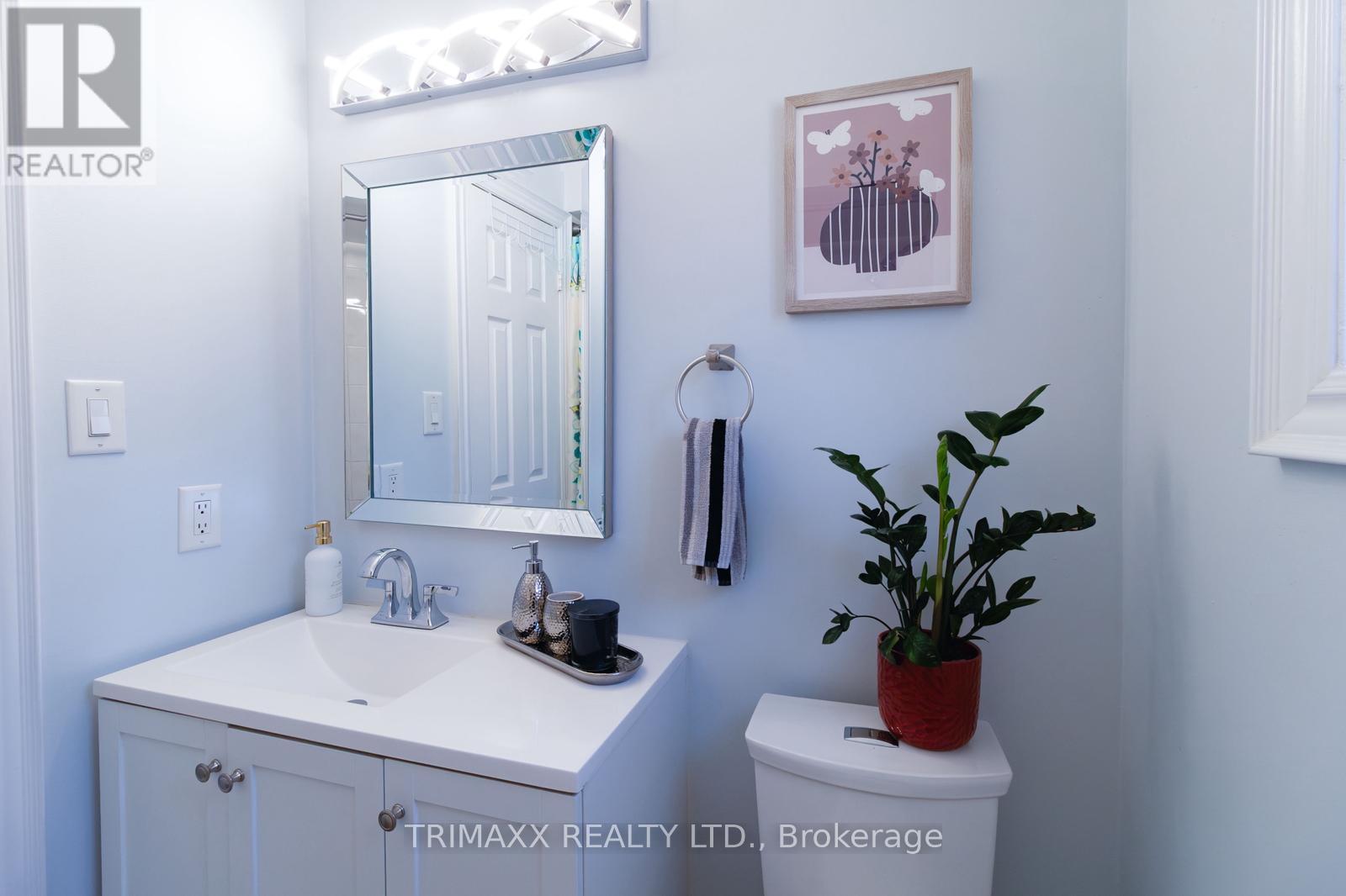 92 Hartrick Place, Whitby, Ontario  L1R 2C3 - Photo 31 - E13054688