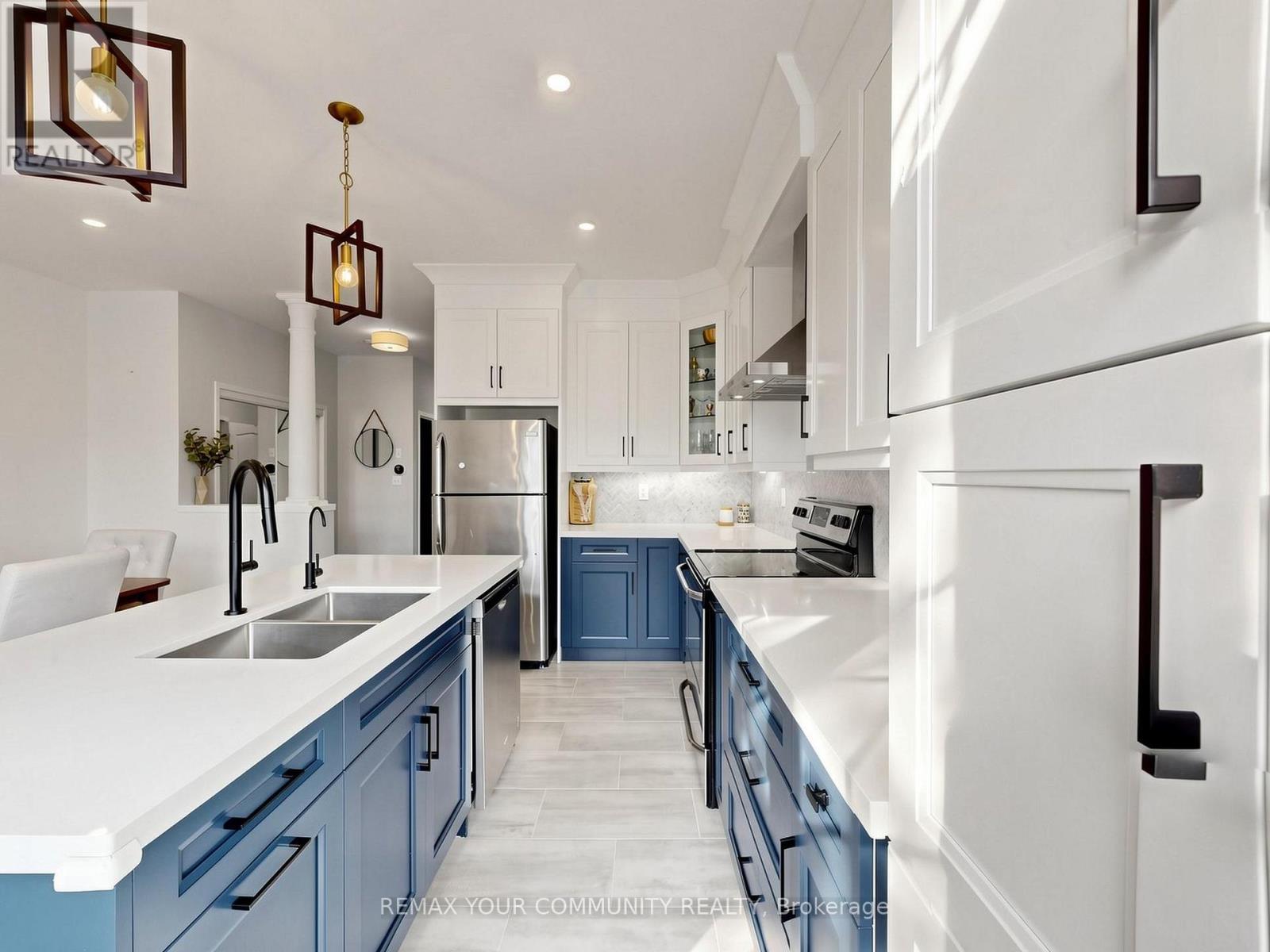 2327 Sutton Drive, Burlington, Ontario  L7L 6Y9 - Photo 15 - W13052756