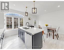 2327 SUTTON DRIVE, Burlington, Ontario