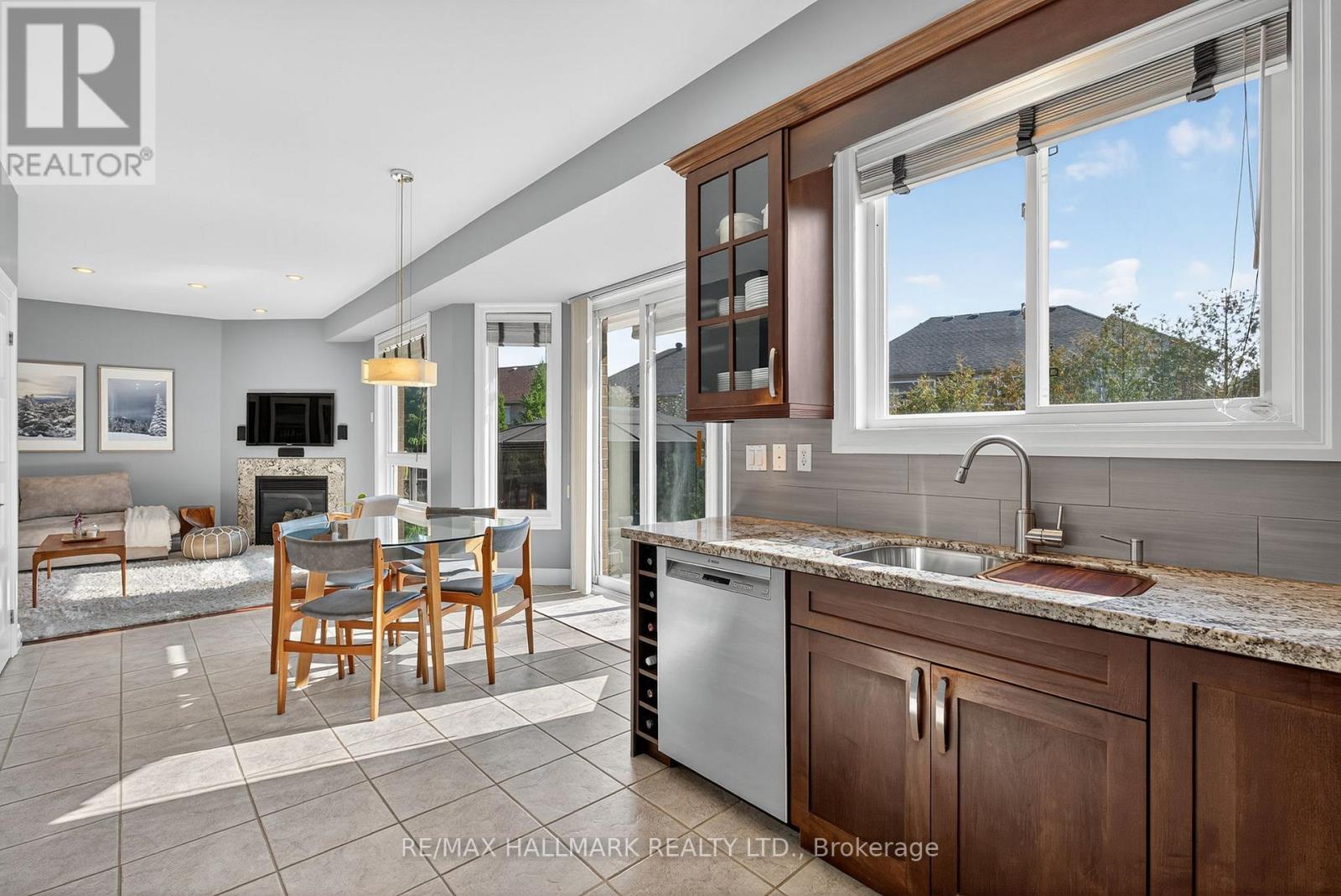 12 Forest Manor Place, Markham, Ontario  L6E 1E7 - Photo 12 - N13054938