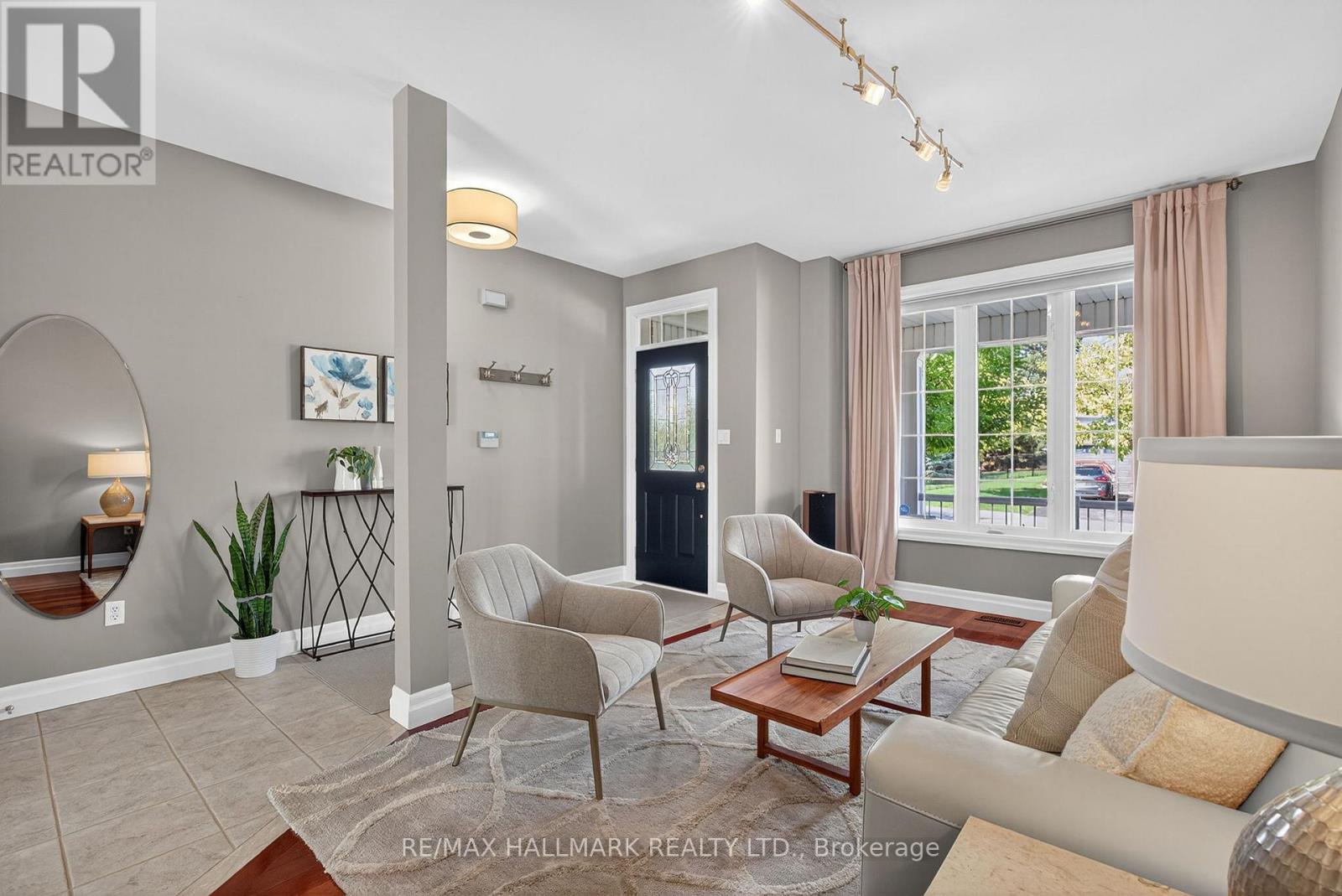 12 Forest Manor Place, Markham, Ontario  L6E 1E7 - Photo 2 - N13054938