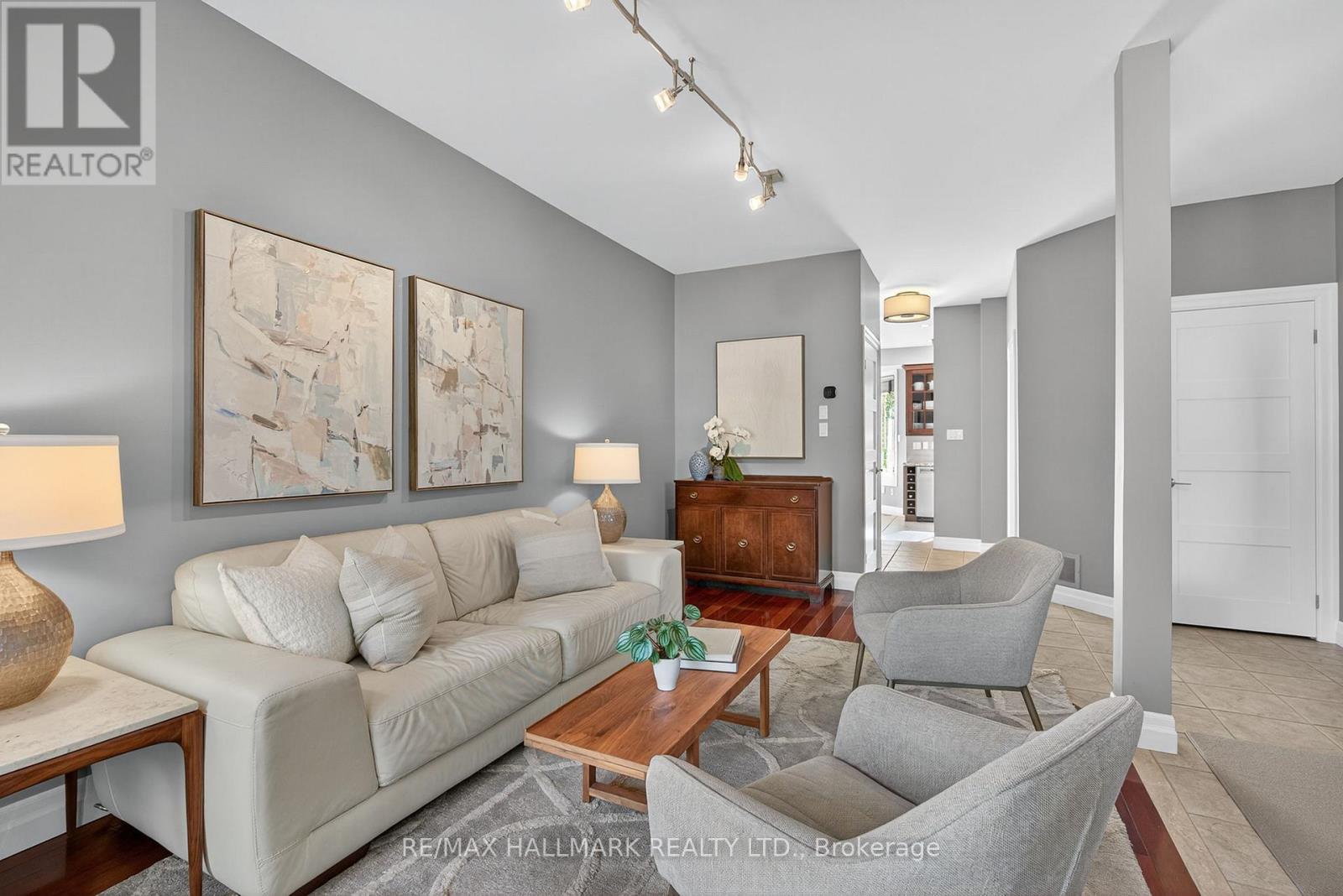 12 Forest Manor Place, Markham, Ontario  L6E 1E7 - Photo 3 - N13054938