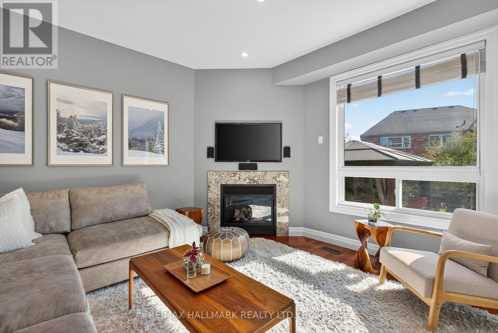 12 Forest Manor Place, Markham, Ontario  L6E 1E7 - Photo 7 - N13054938