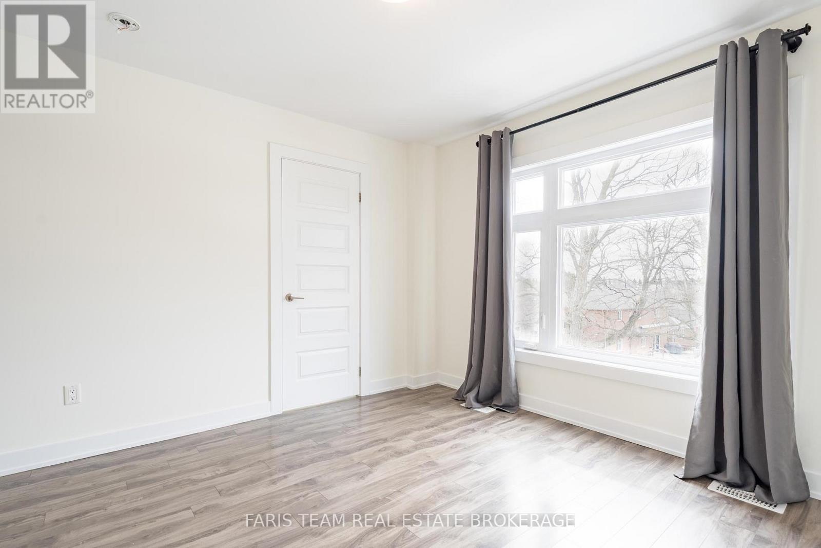 52 - 540 Essa Road, Barrie, Ontario  L4N 9E5 - Photo 14 - S13052144