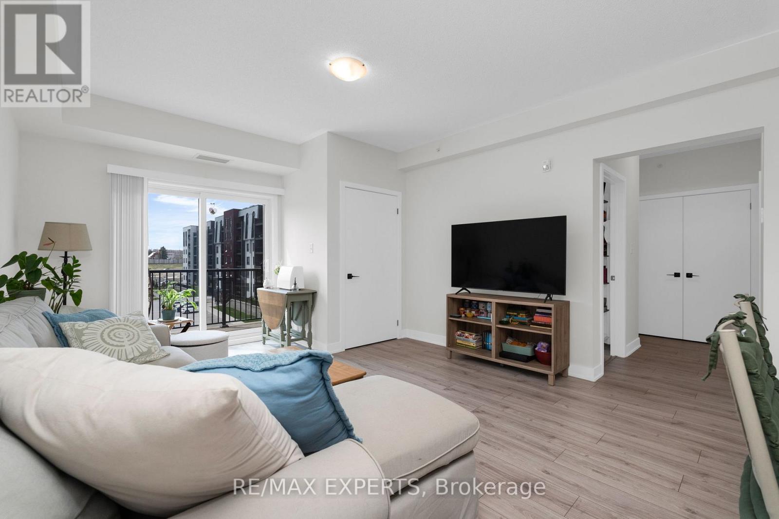 405 - 1 Chef Lane, Barrie, Ontario  L9J 0T1 - Photo 10 - S13054926