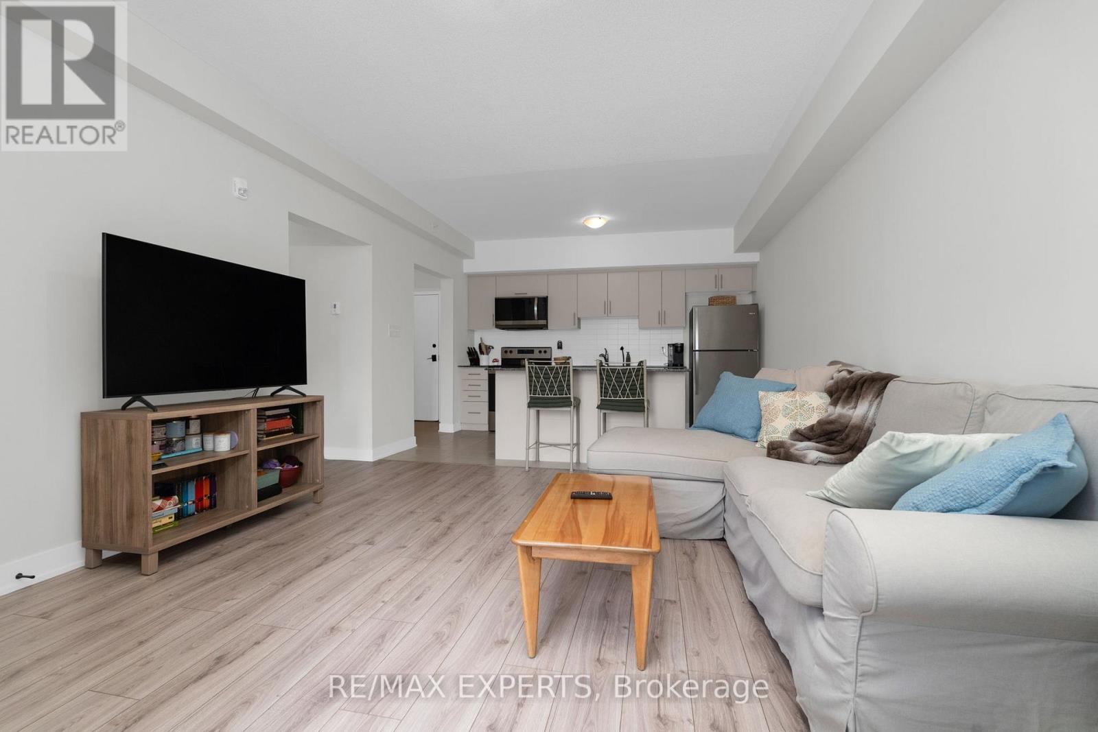 405 - 1 Chef Lane, Barrie, Ontario  L9J 0T1 - Photo 12 - S13054926