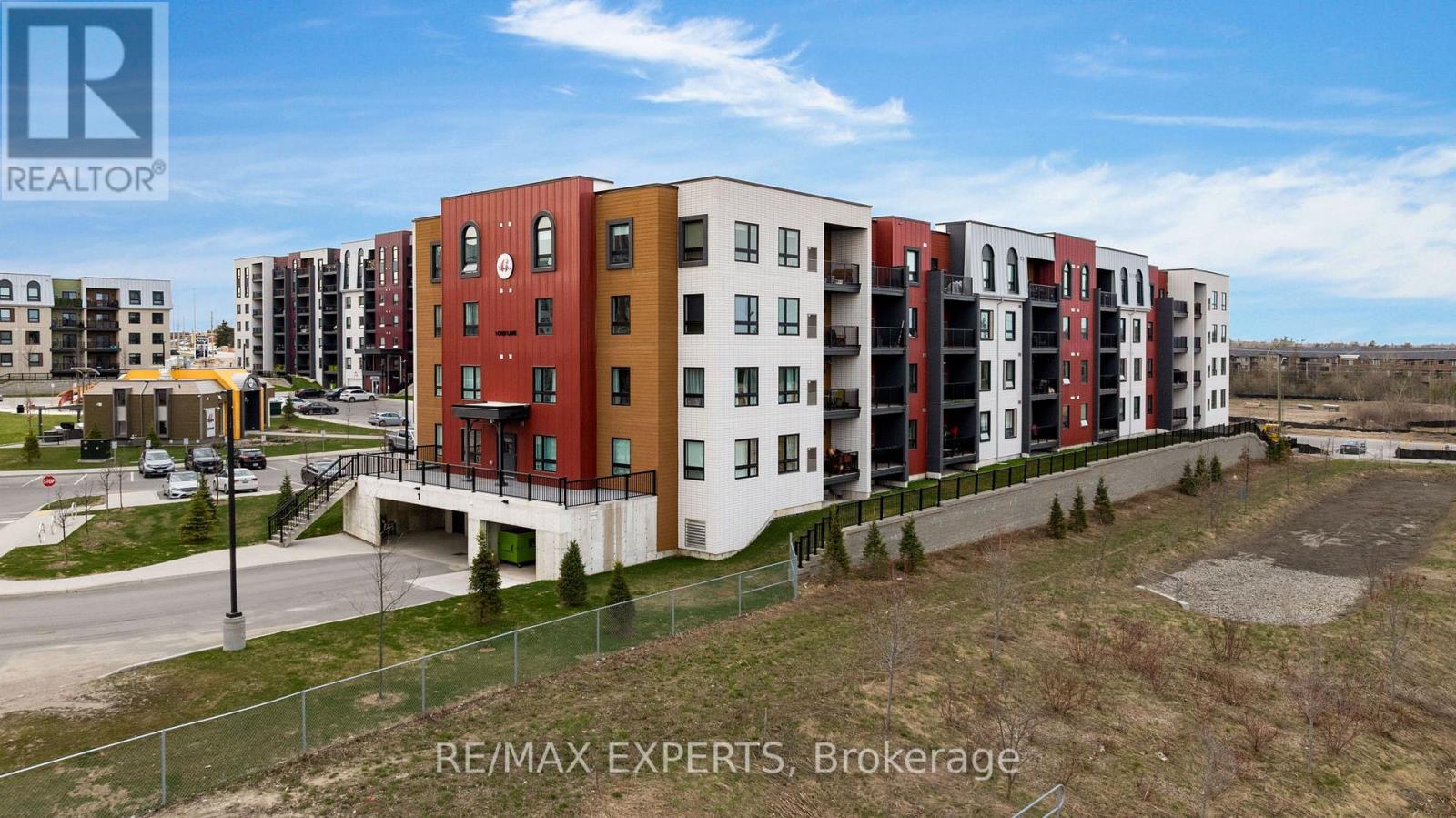 405 - 1 Chef Lane, Barrie, Ontario  L9J 0T1 - Photo 3 - S13054926