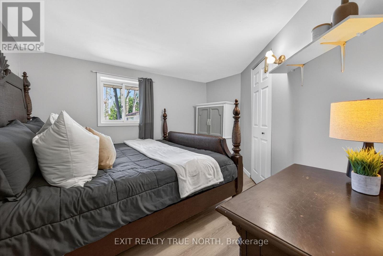 70 Knox Road W, Wasaga Beach, Ontario  L9Z 2A8 - Photo 12 - S13055020