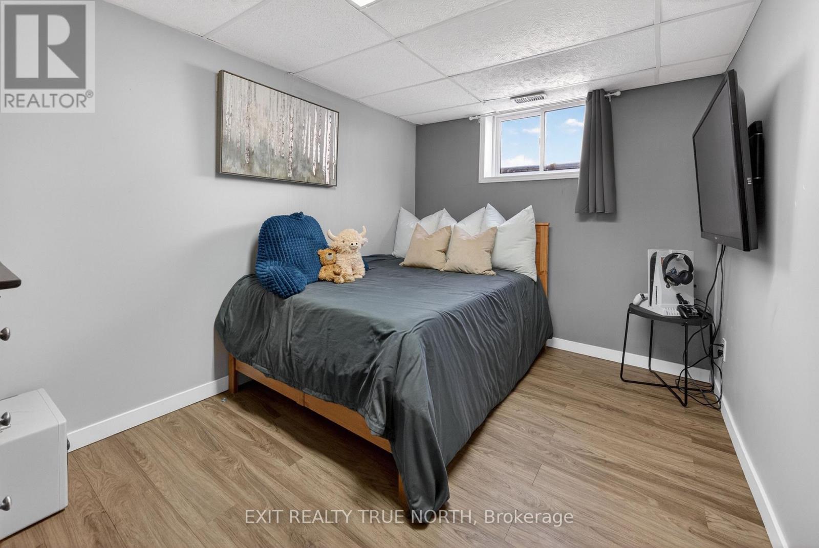 70 Knox Road W, Wasaga Beach, Ontario  L9Z 2A8 - Photo 16 - S13055020