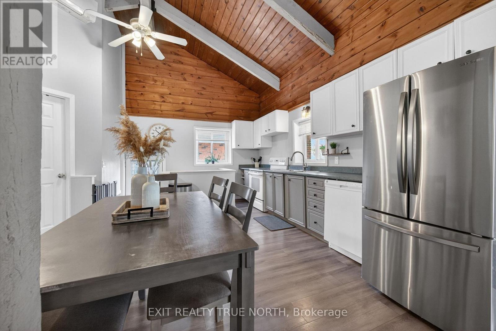 70 Knox Road W, Wasaga Beach, Ontario  L9Z 2A8 - Photo 8 - S13055020