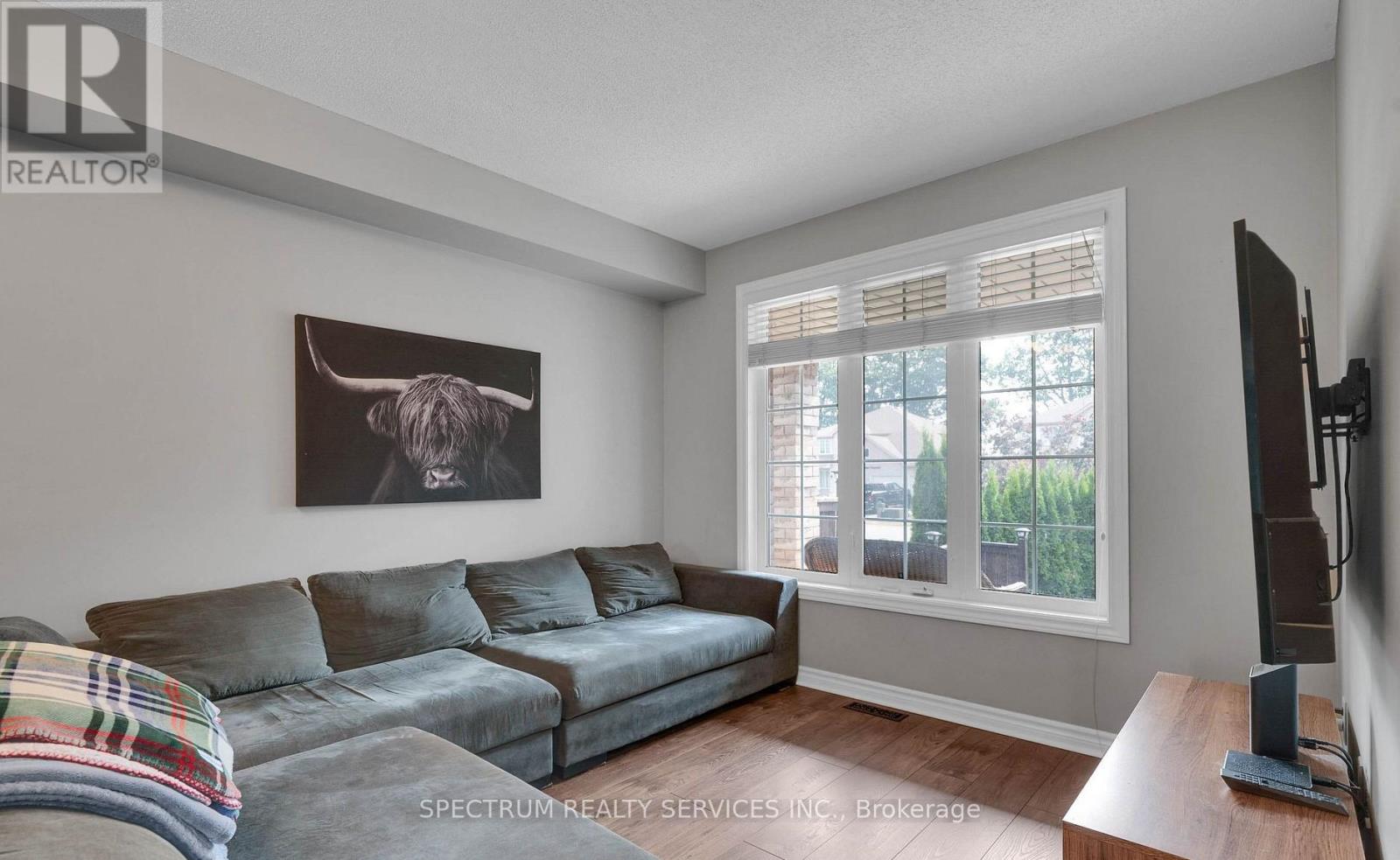 54 Northview Crescent, Barrie, Ontario  L4N 9T4 - Photo 13 - S13055030