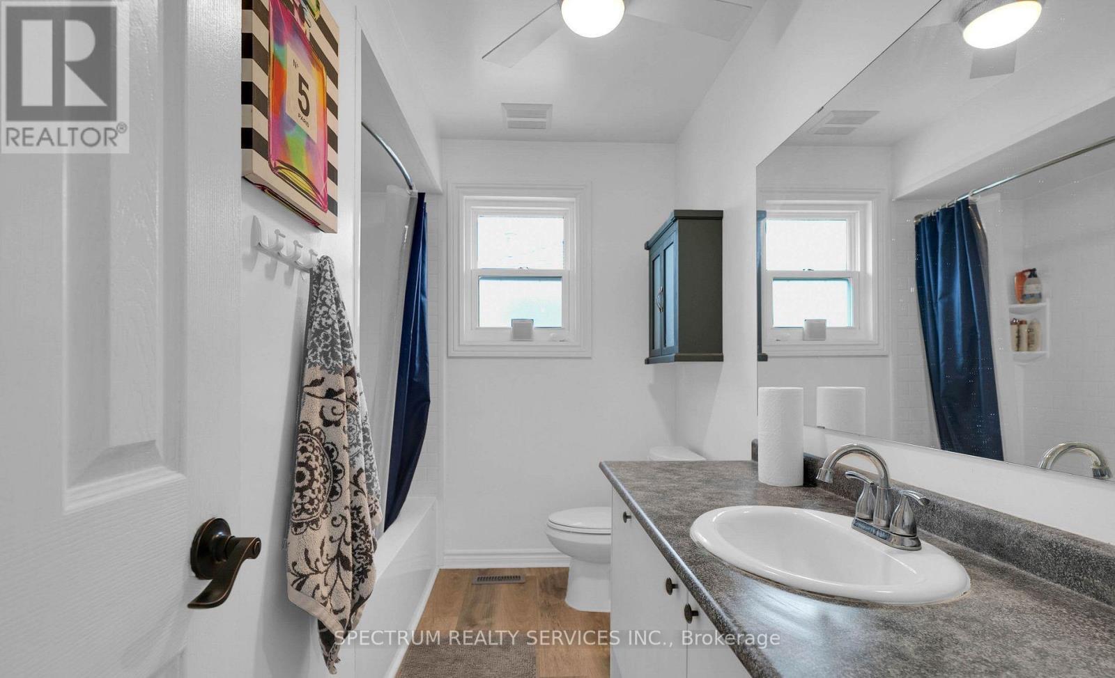 54 Northview Crescent, Barrie, Ontario  L4N 9T4 - Photo 22 - S13055030