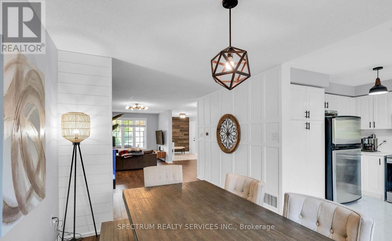 54 Northview Crescent, Barrie, Ontario  L4N 9T4 - Photo 6 - S13055030