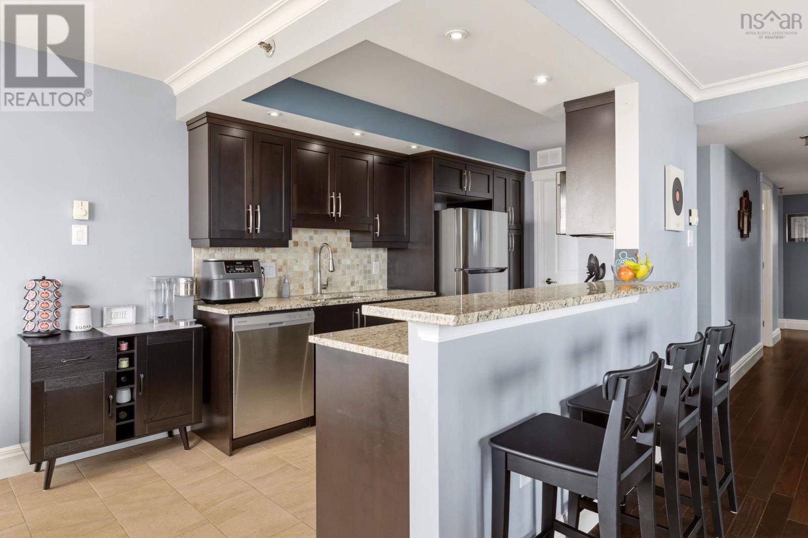 821 45 Vimy Avenue, Halifax, Nova Scotia  B3M 4C5 - Photo 8 - 202606822