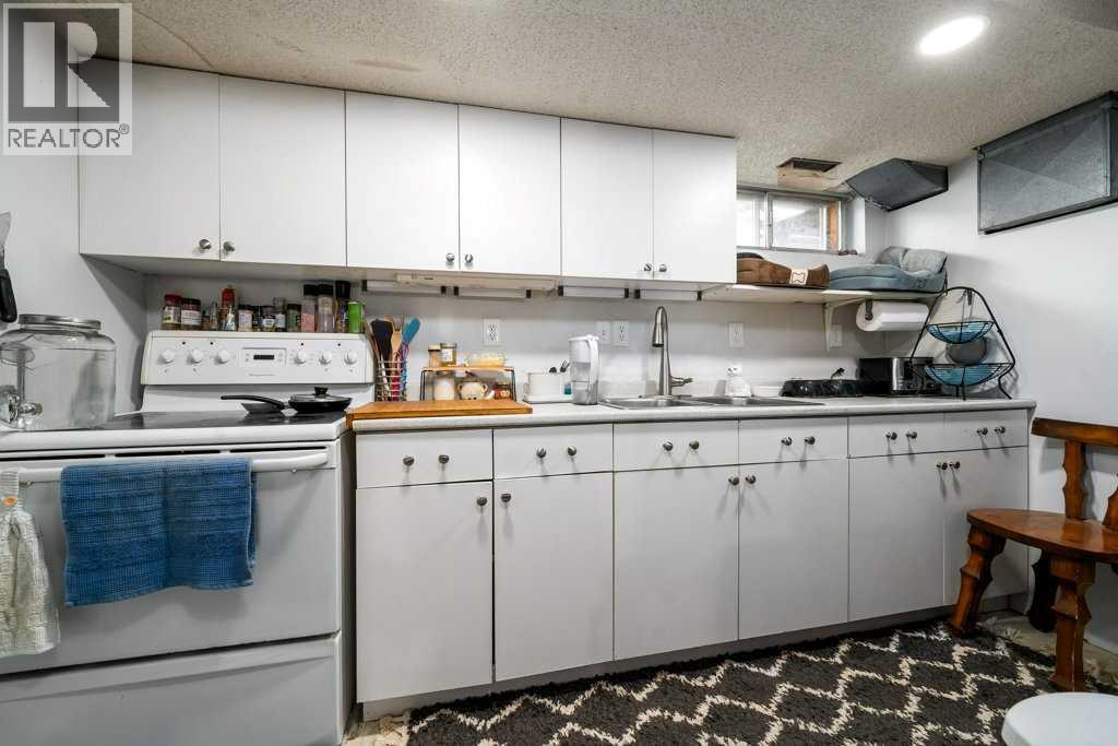 15 Currie Court Se, Medicine Hat, Alberta  T1B 1R8 - Photo 25 - A2304314