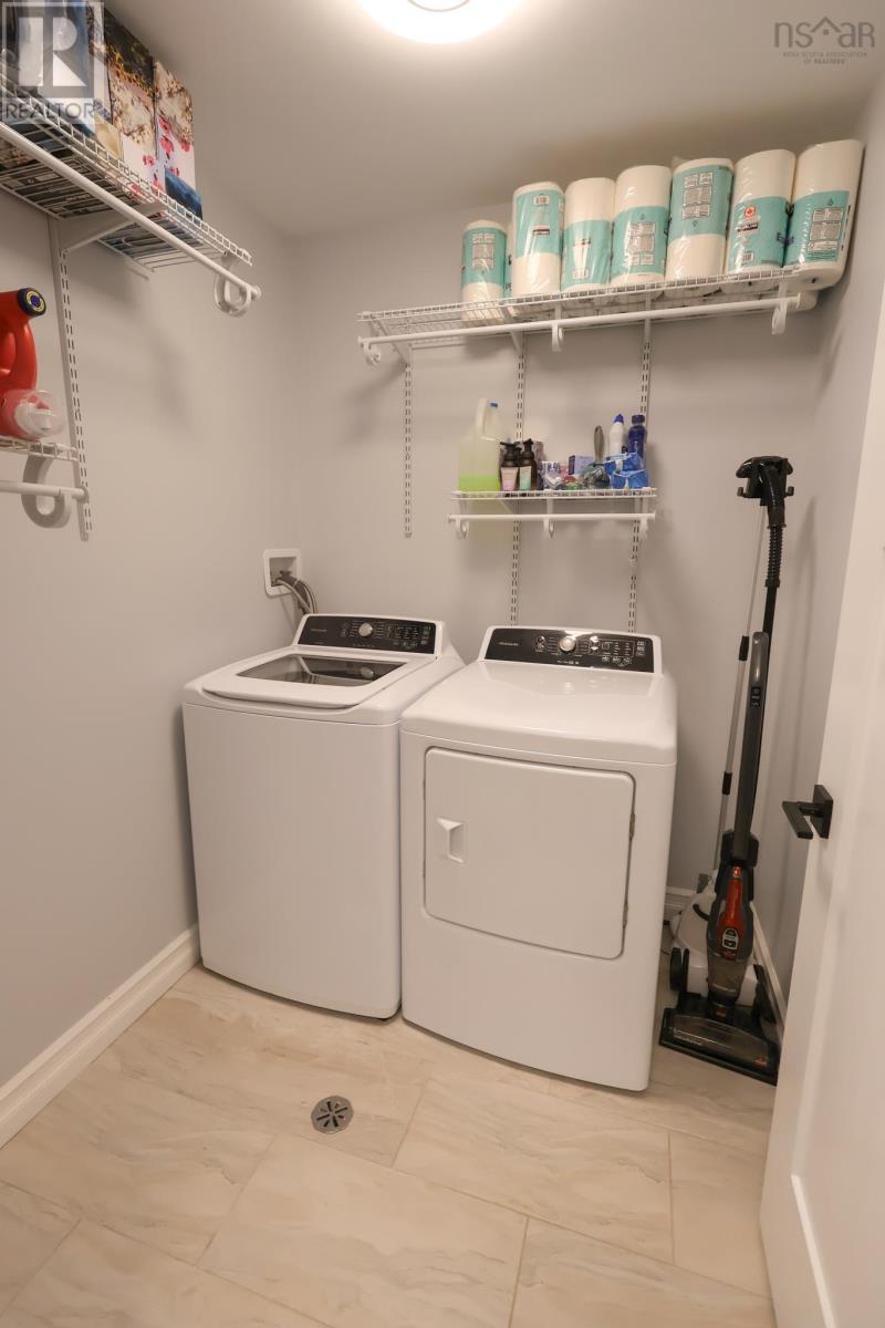 235 Winburn Avenue, Bridgewater, Nova Scotia  B4V 4A2 - Photo 16 - 202608874