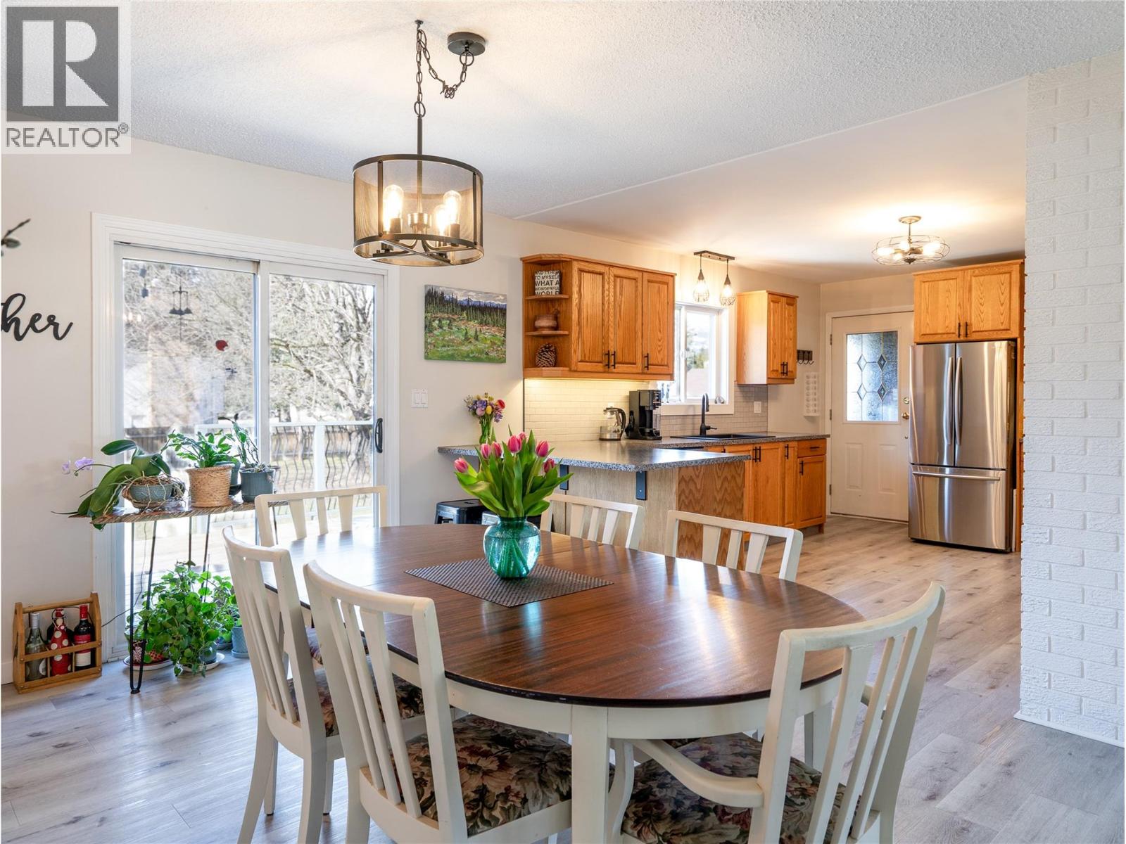 1669 Hiob Road, Revelstoke, British Columbia  V0e 2s0 - Photo 11 - 10381386