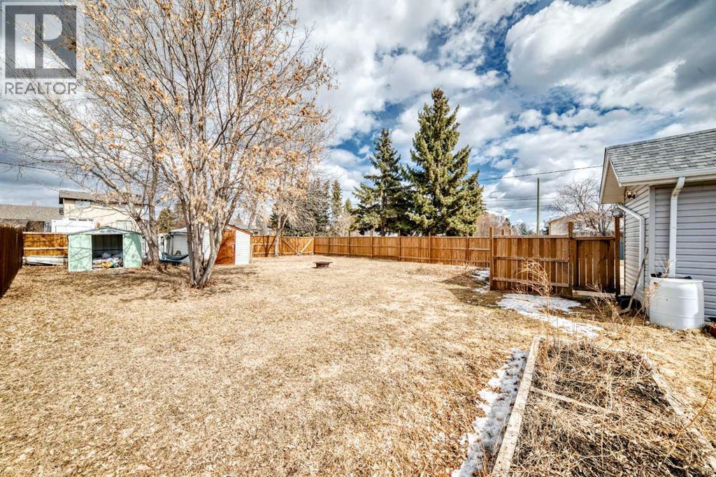 5602 51 Avenue, Lacombe, Alberta  T4L 1K9 - Photo 20 - A2300758