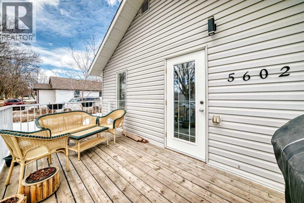5602 51 Avenue, Lacombe, Alberta  T4L 1K9 - Photo 25 - A2300758