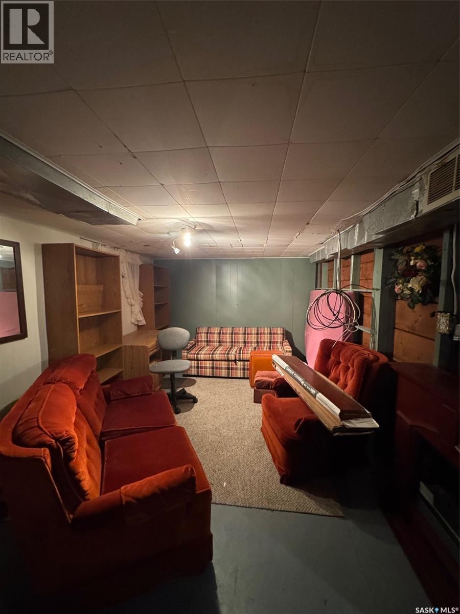 309 Main Street, Maymont, Saskatchewan  S0M 1T0 - Photo 18 - SK034203