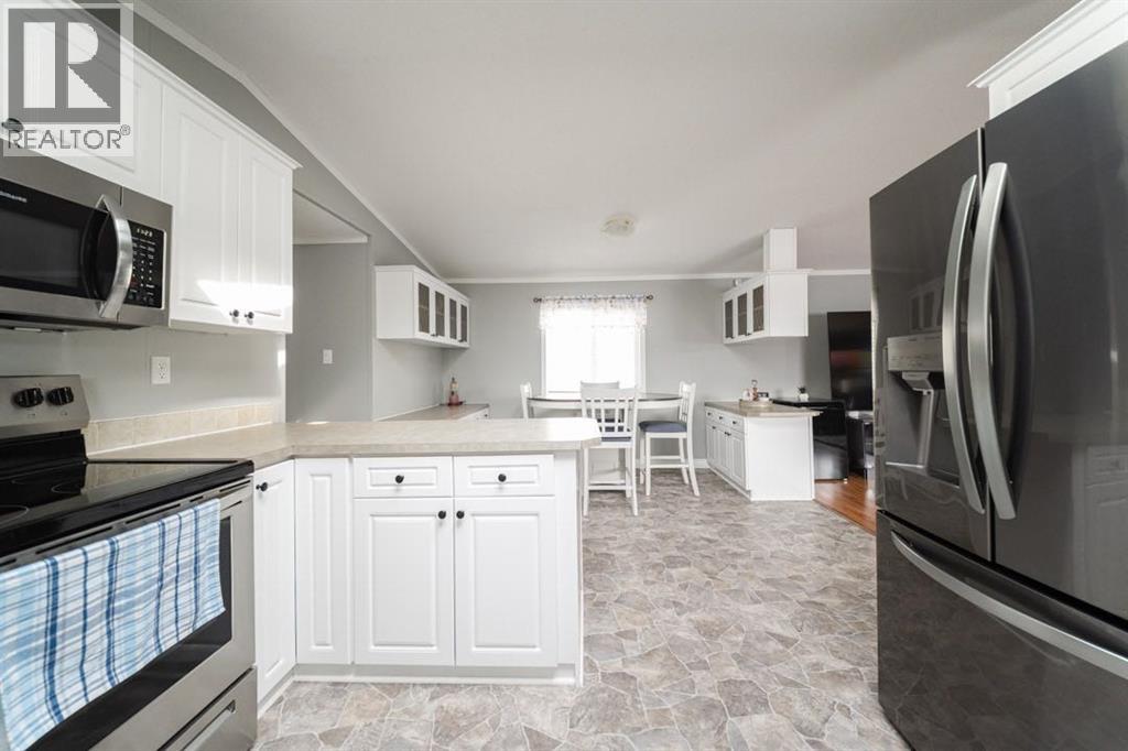 108 Fir Street, Fort Mcmurray, Alberta  T9K 0K2 - Photo 15 - A2299579