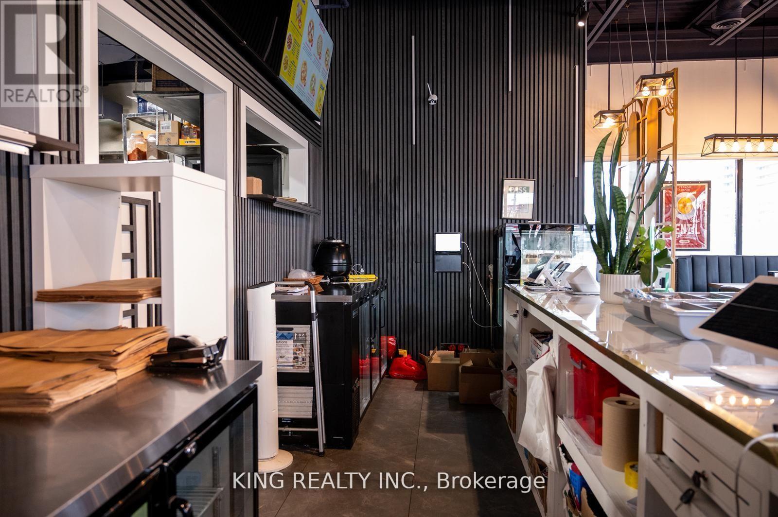 2712 Keele Street, Toronto, Ontario  M3M 2G1 - Photo 7 - W13054932