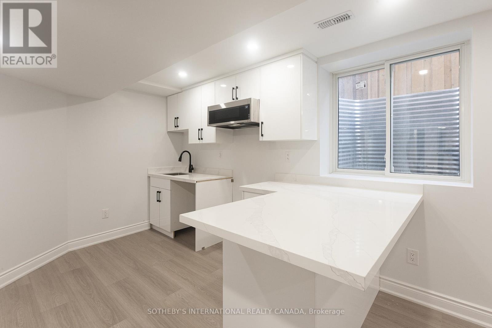 Basement - 1182 Blueheron Boulevard, Mississauga, Ontario  L5V 2E1 - Photo 4 - W13054934