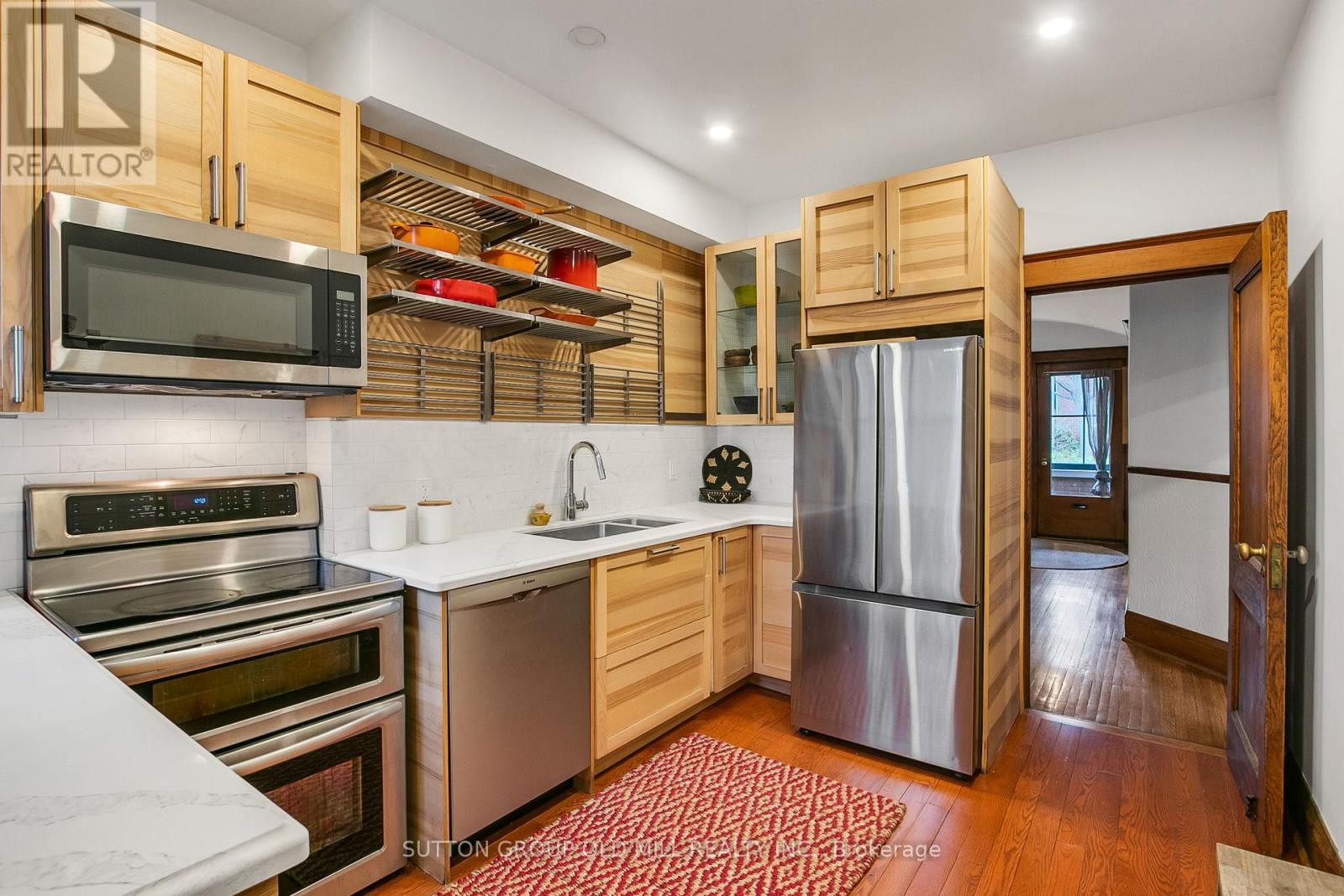 1 Algonquin Avenue, Toronto, Ontario  M6R 1K6 - Photo 13 - W13054956