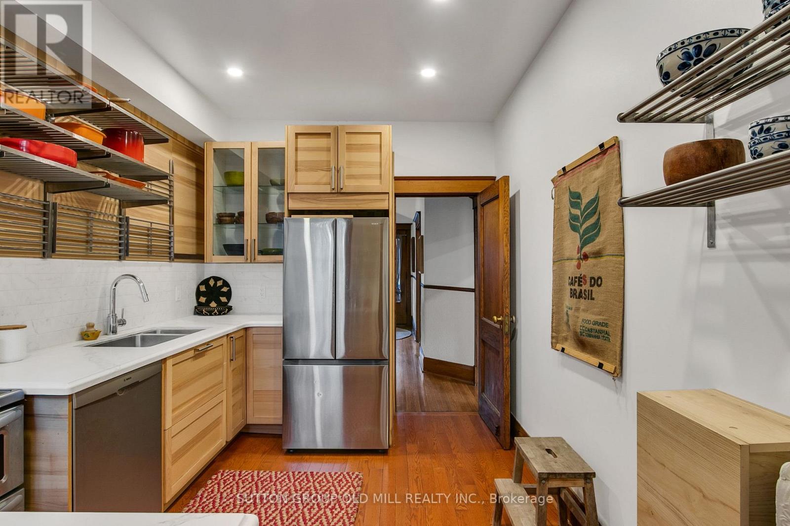 1 Algonquin Avenue, Toronto, Ontario  M6R 1K6 - Photo 16 - W13054956