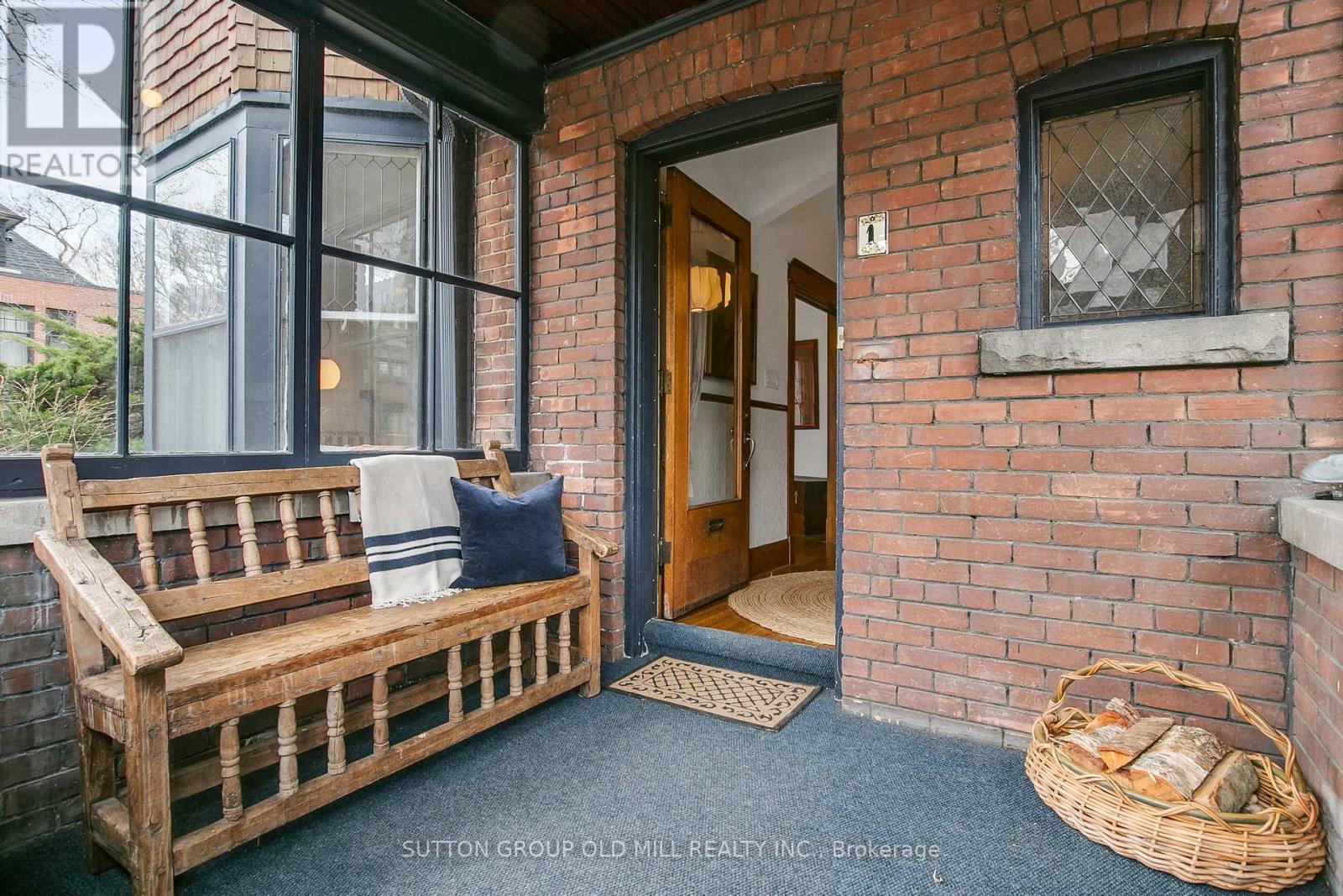 1 Algonquin Avenue, Toronto, Ontario  M6R 1K6 - Photo 2 - W13054956