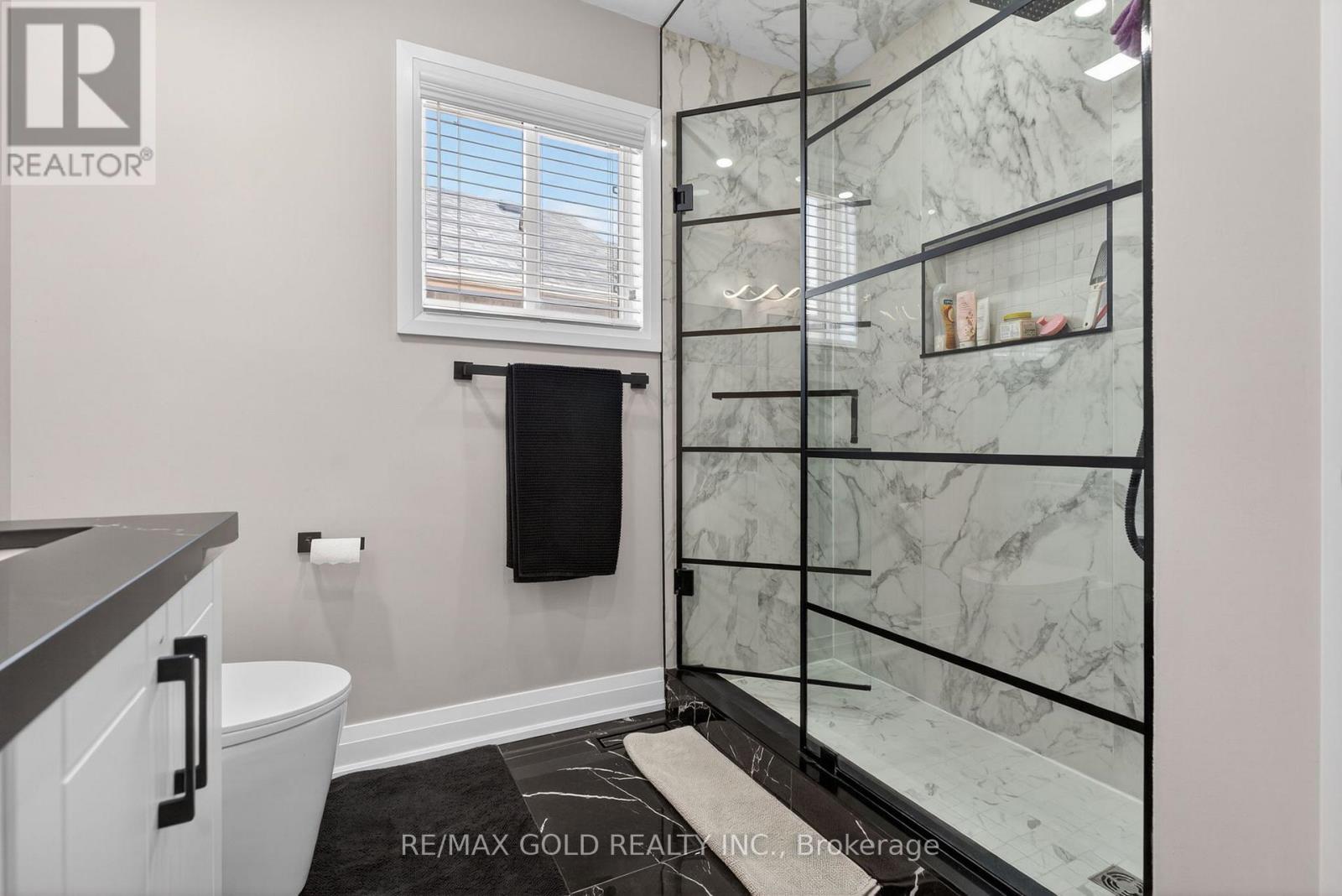 151 Brisdale Drive, Brampton, Ontario  L7A 2Y8 - Photo 10 - W13055006