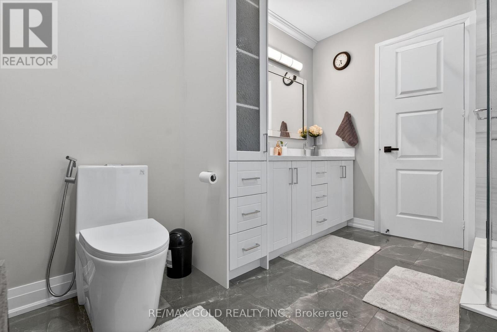 151 Brisdale Drive, Brampton, Ontario  L7A 2Y8 - Photo 13 - W13055006