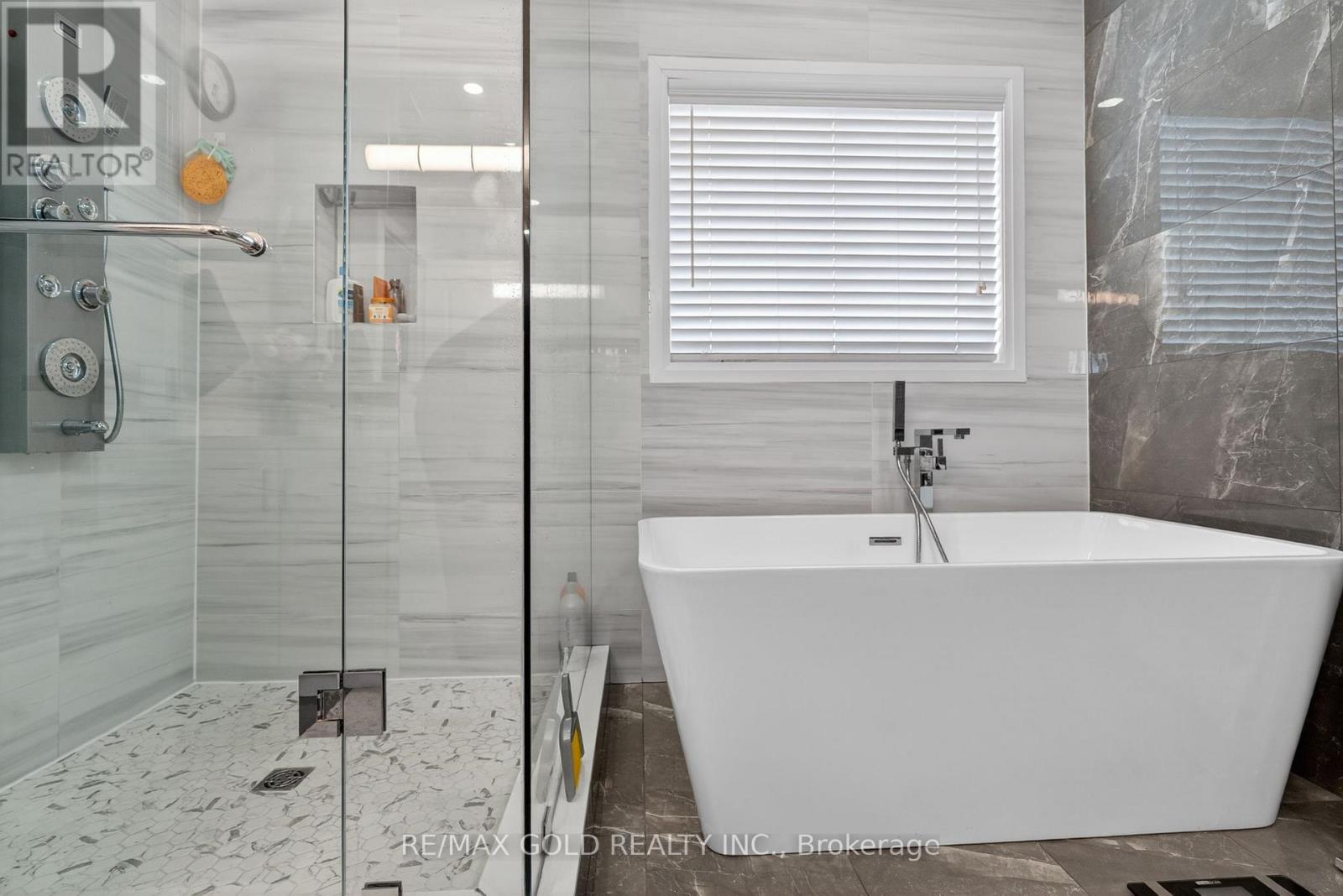 151 Brisdale Drive, Brampton, Ontario  L7A 2Y8 - Photo 14 - W13055006