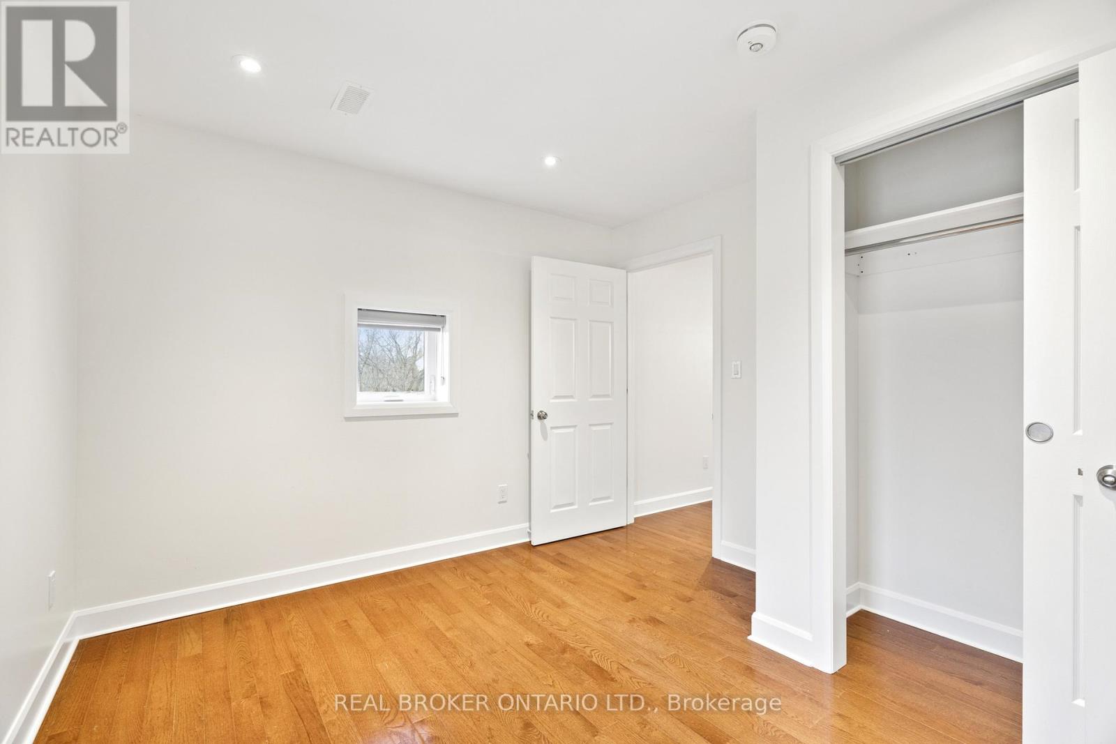 119 Tremaine Road, Milton (Mn Milton North), Ontario  L9T 2X1 - Photo 16 - W13055010