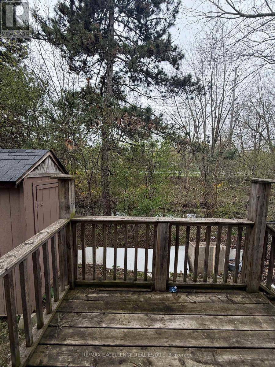 20 C Hoskins Square, Brampton, Ontario  L6S 2N6 - Photo 10 - W13055046