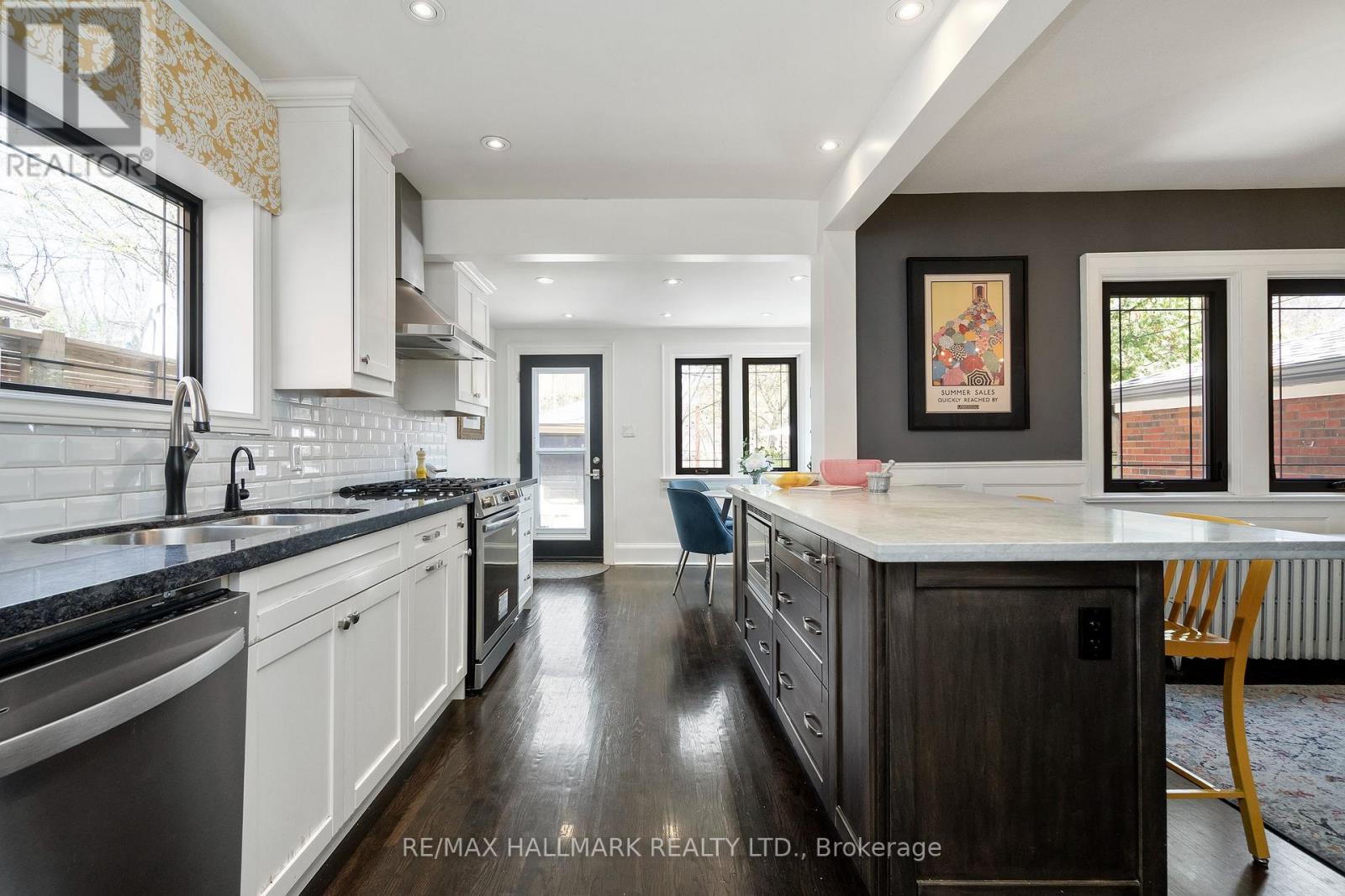 81 Armadale Avenue, Toronto, Ontario  M6S 3W9 - Photo 21 - W13055054