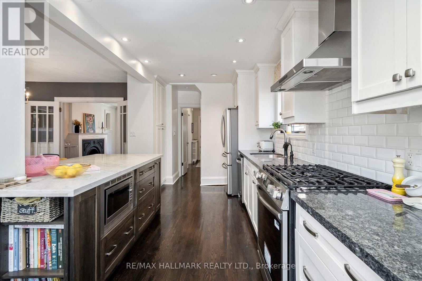 81 Armadale Avenue, Toronto, Ontario  M6S 3W9 - Photo 23 - W13055054