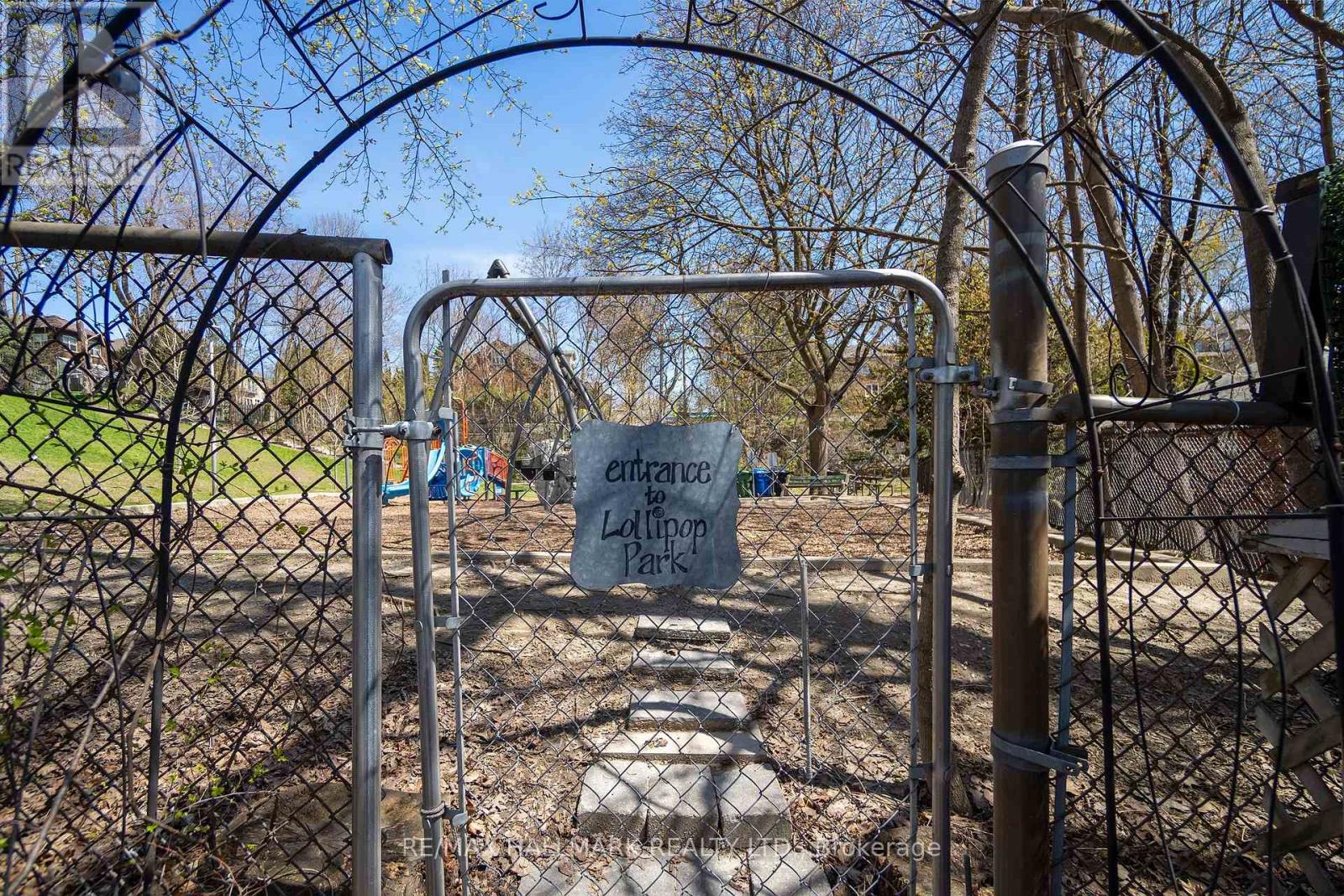 81 Armadale Avenue, Toronto, Ontario  M6S 3W9 - Photo 40 - W13055054