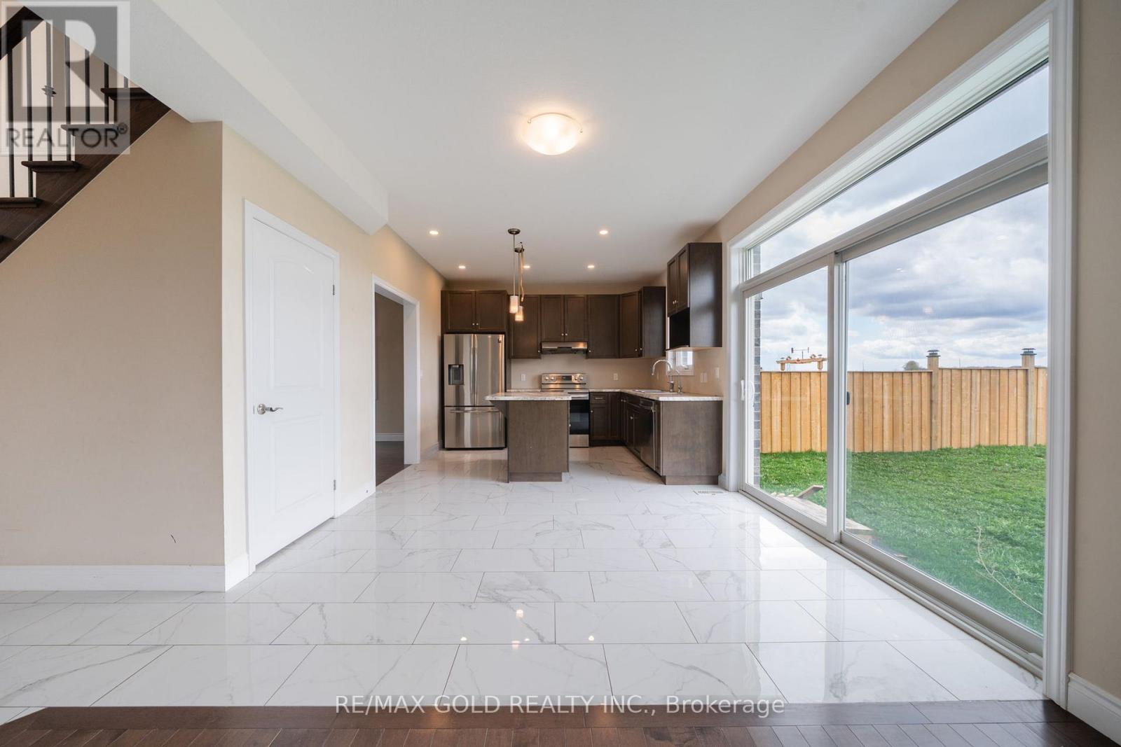 75 Burton Street, East Zorra-Tavistock, Ontario  N0J 1M0 - Photo 16 - X13055056