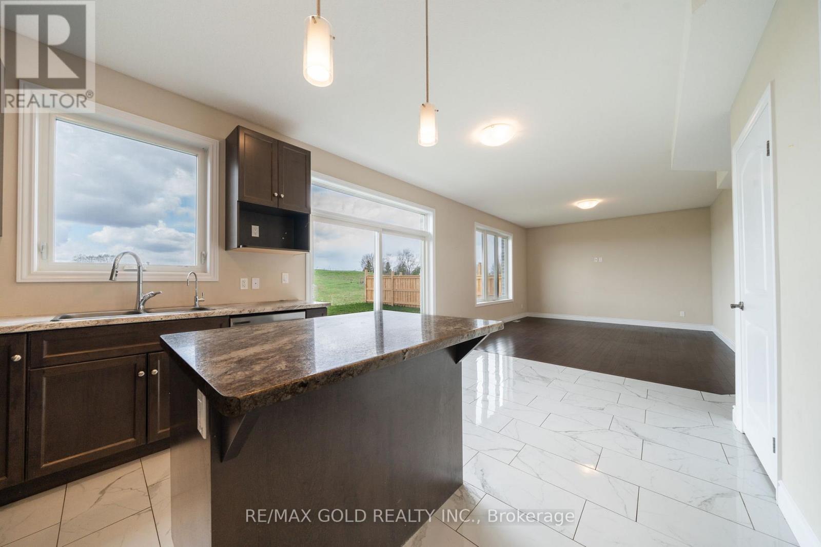 75 Burton Street, East Zorra-Tavistock, Ontario  N0J 1M0 - Photo 19 - X13055056