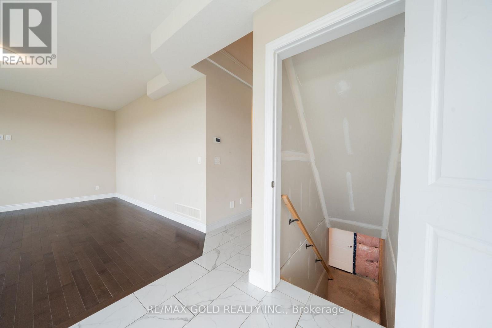 75 Burton Street, East Zorra-Tavistock, Ontario  N0J 1M0 - Photo 21 - X13055056