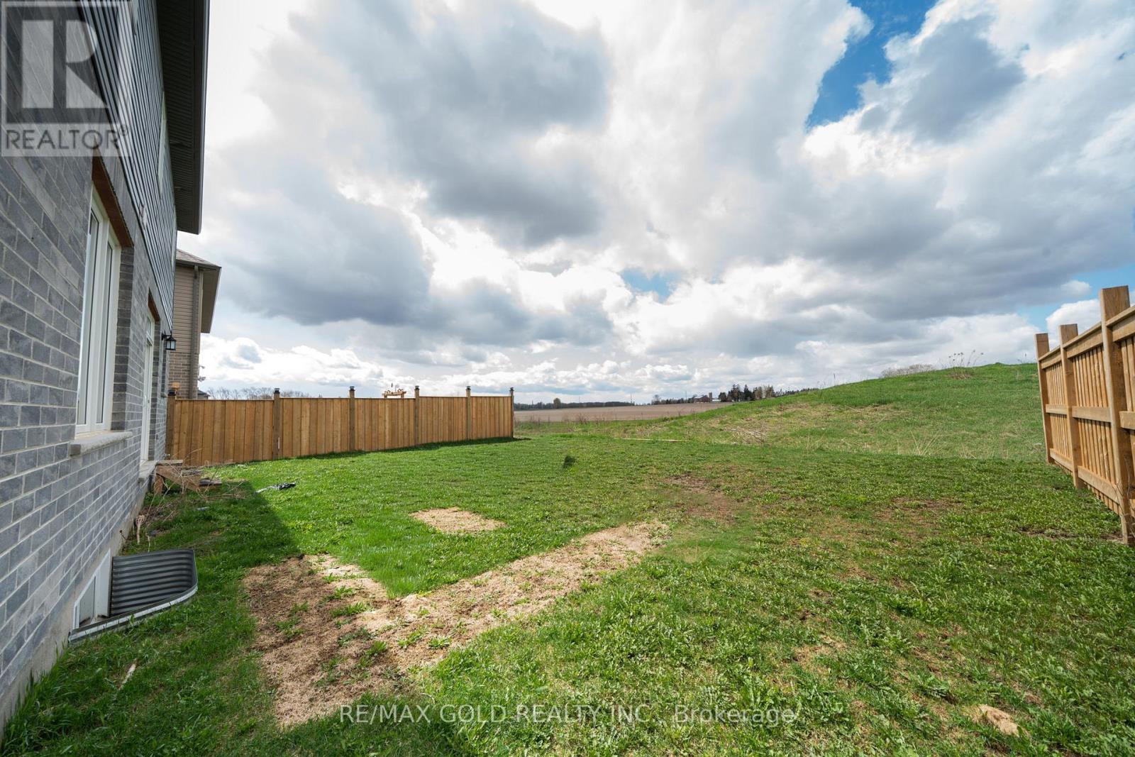 75 Burton Street, East Zorra-Tavistock, Ontario  N0J 1M0 - Photo 42 - X13055056