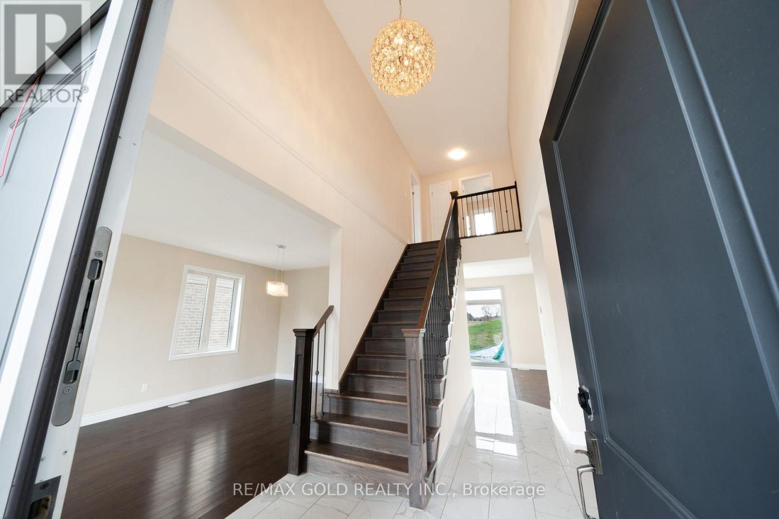 75 Burton Street, East Zorra-Tavistock, Ontario  N0J 1M0 - Photo 6 - X13055056
