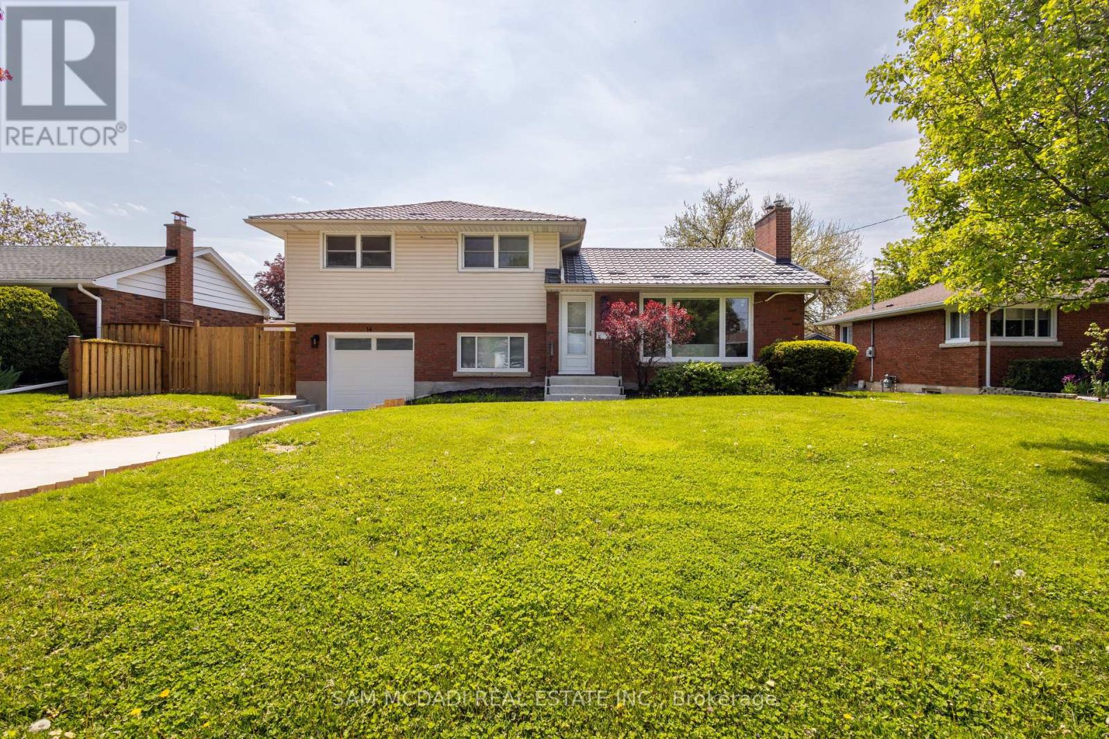 14 GLENCAIRN DRIVE, St. Catharines, Ontario