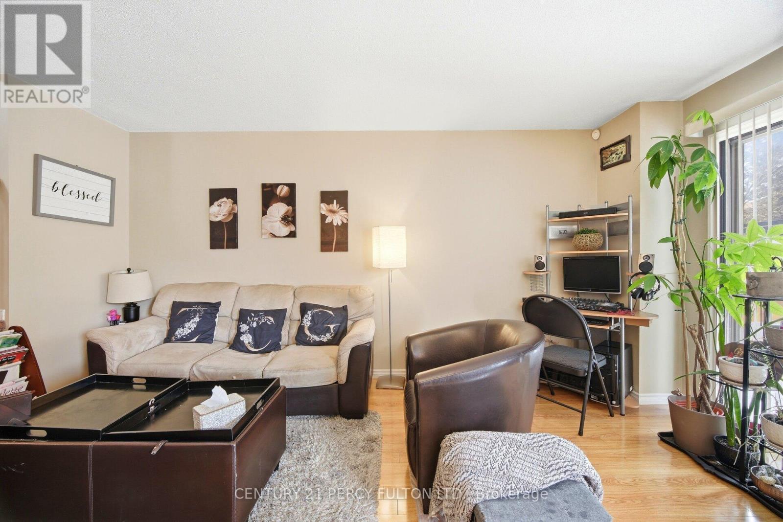 58 Marshall Crescent, Ajax, Ontario  L1T 2N9 - Photo 11 - E13052600