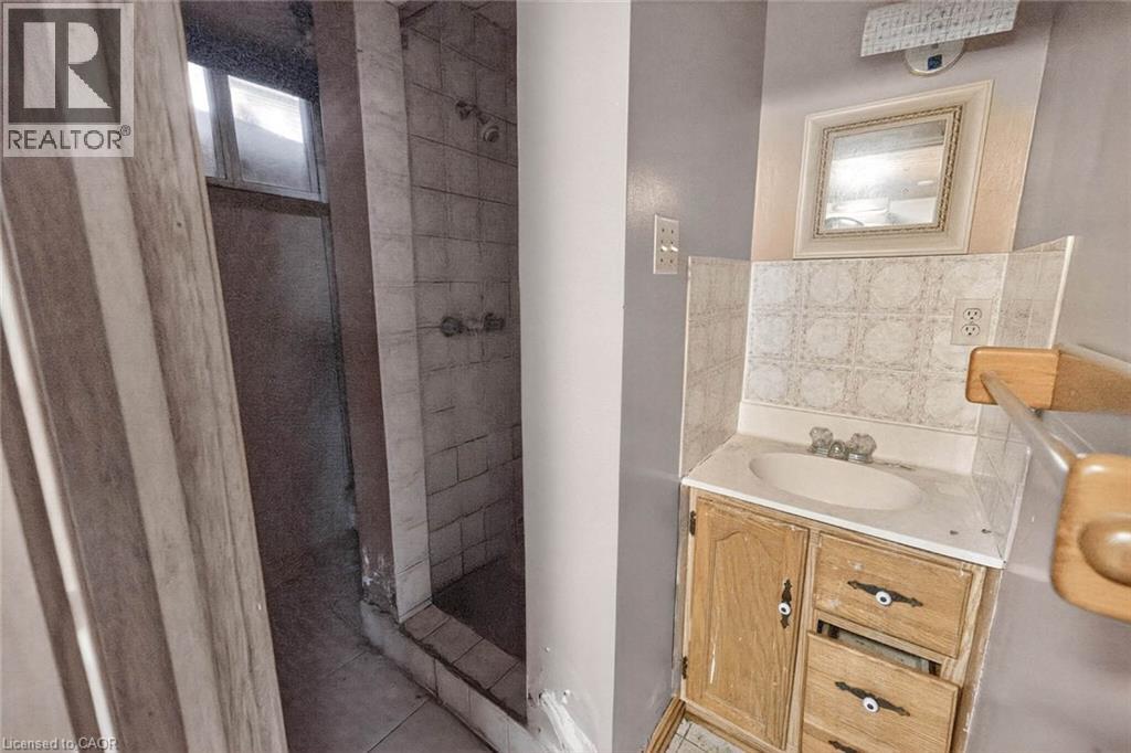 340 Fairlawn Street, Oshawa, Ontario  L1J 4R3 - Photo 39 - 40825109