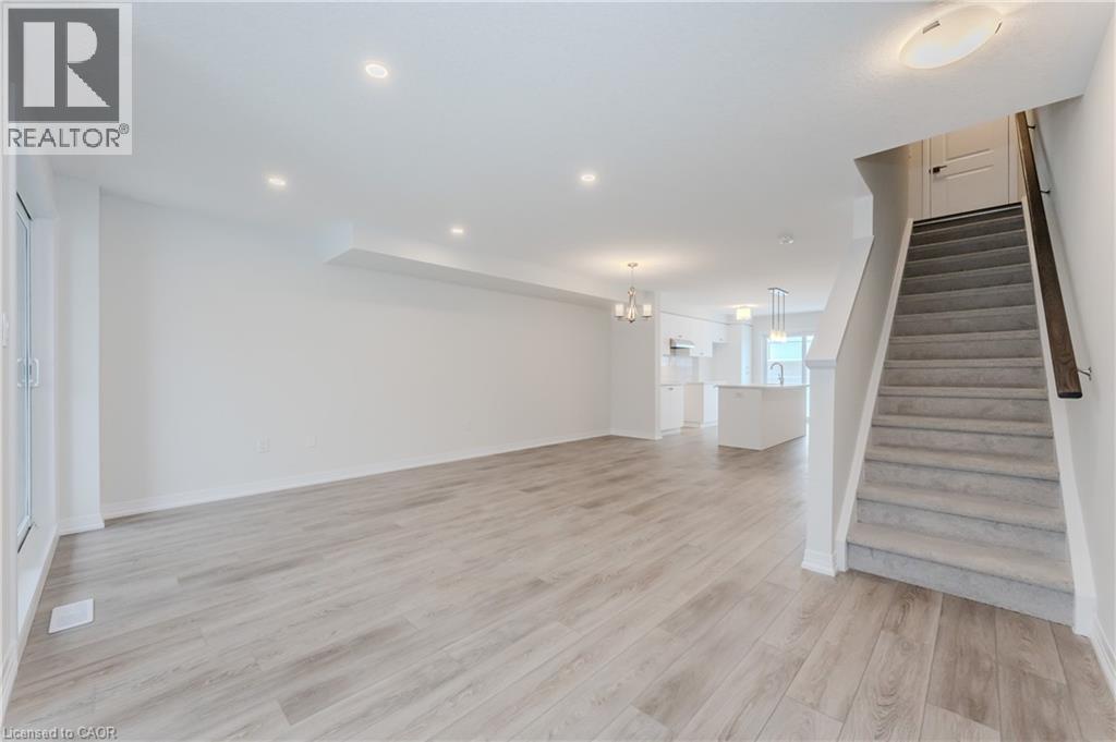 15 Urbane Boulevard, Kitchener, Ontario  N2E 0H8 - Photo 10 - 40824714