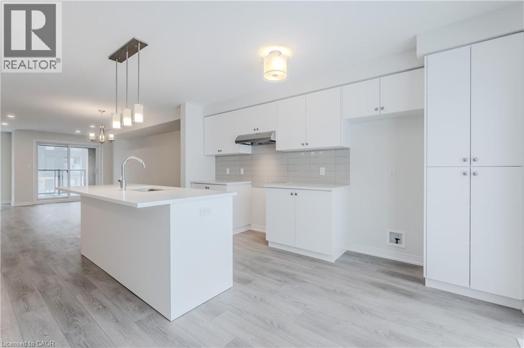 15 Urbane Boulevard, Kitchener, Ontario  N2E 0H8 - Photo 14 - 40824714